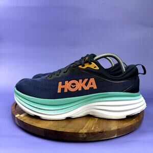 WOMENS HOKA ONE BONDI 8 SIZE 9.5